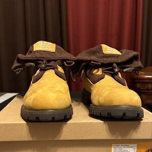 Timberland Wheat and Chocolate Boots